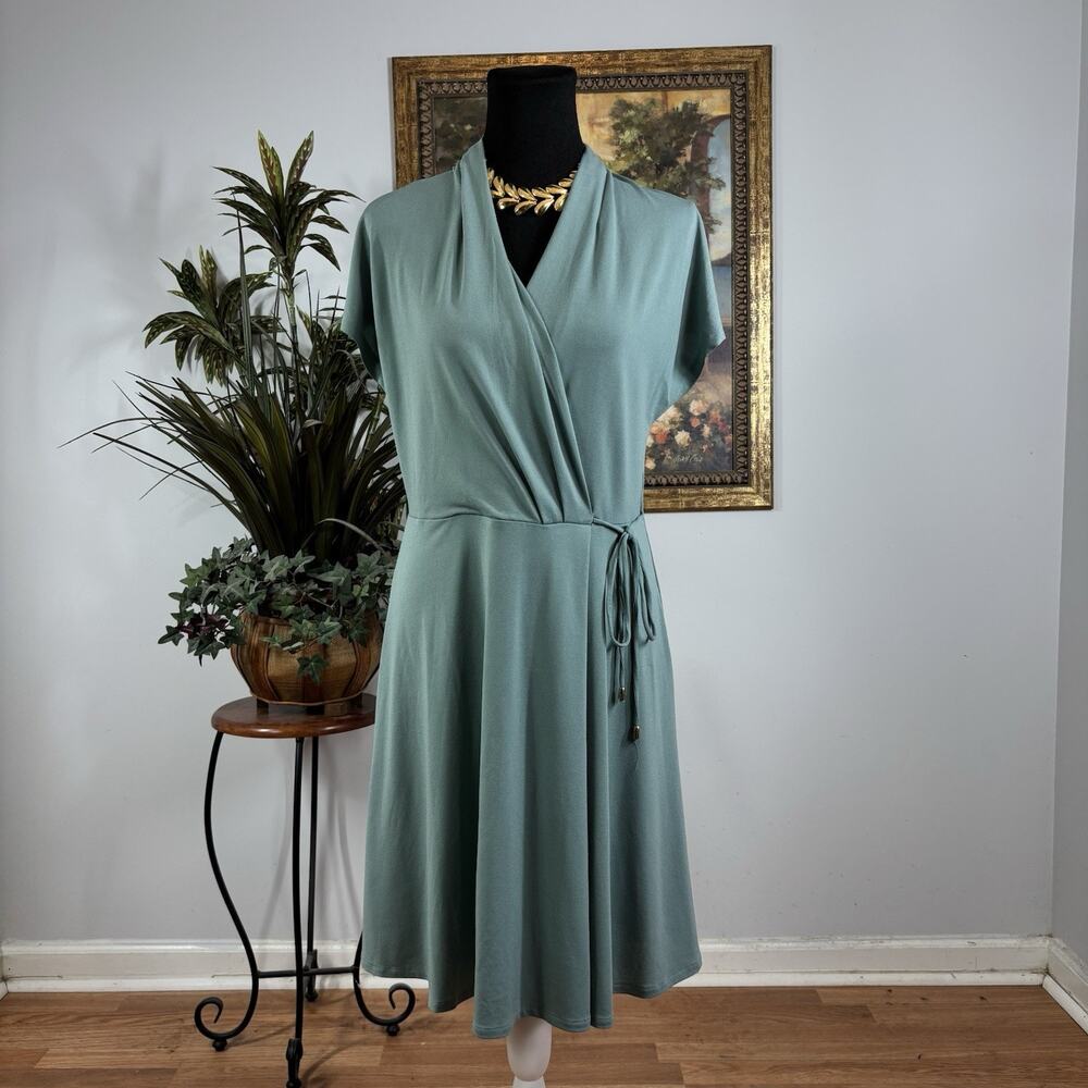 H‎ & M Women Dress M Peppermint Green A-Line Pullover Suplice Front Resort Boho